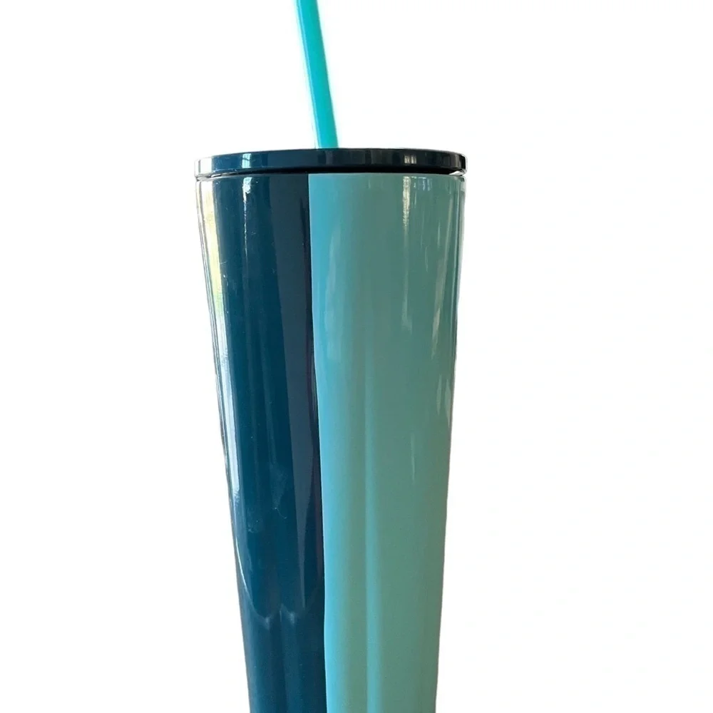 Starbucks Spring 2023 Two Tone Scalloped Metal 24 fl oz Tumbler